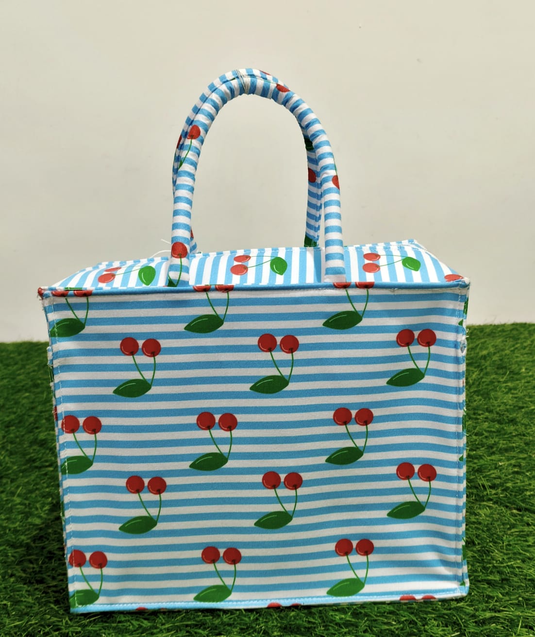 chery printed small size lunch bag