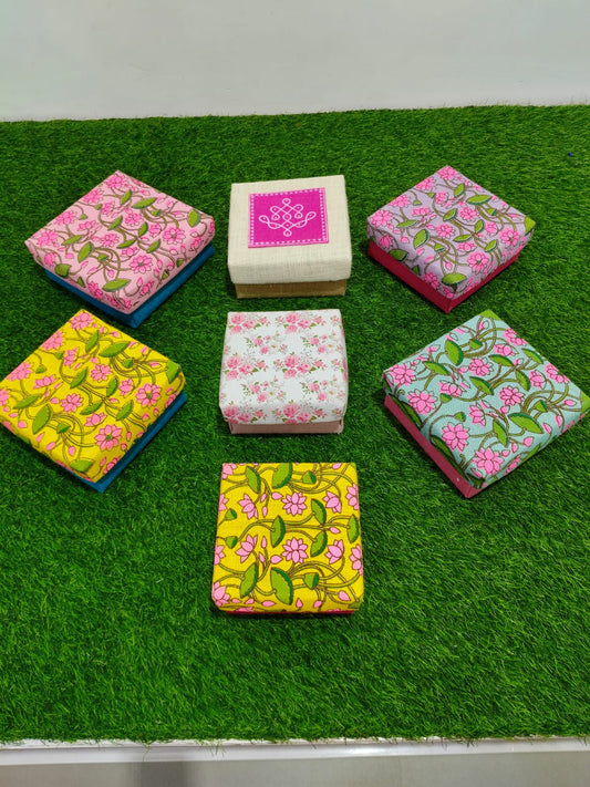 flowers printed jute gift boxs